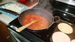 LOS HUEVOS ENTOMATADOS