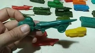 Простые военные модели из пластика времен СССР