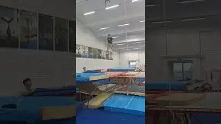 Прыжки на батуте 