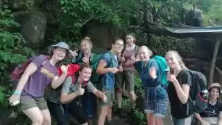 MOUNTAIN GIRLS 