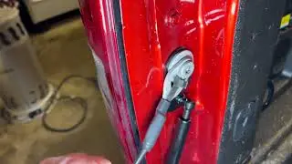 Ford Maverick soft open tailgate!