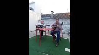 LES FEUILLES MORTES Lisbonne été 2022. Omar et Olivier (CO2)