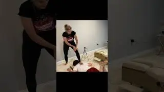 Chiropractor shocked by how loud his back CrUNCHed