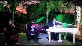 Somebody to Love - Queen - Espaço Cedros - Clarim Música para Casamento
