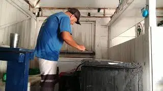 JEITO PRÁTICO PRA TIRAR A ÁGUA DA CAIXA TÉRMICA QUE NÃO TEM TAMPA DE ESGOTAMENTO