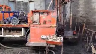 Knebel HY77 drilling a water well.