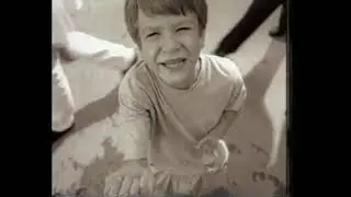 NOSTALJİK SUCU ÇOCUK 1995 REKLAMI - GARANTİ BANKASI