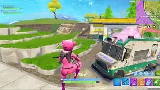 Fortnite: Game 2 of winning with out building.