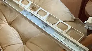 Kitchen repairman  -  Blum drawer mechanism