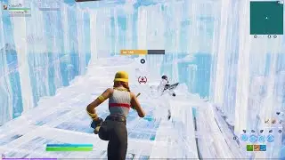 I hit a clip while my sus friend hit on me... 😂