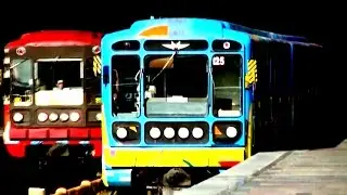 The meeting colored subway trains Встреча цветных составов метро