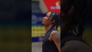 Alley Oop and dunk from Royce Hamm🏀 