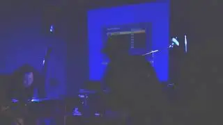 Jhamaiki Boom (a.k.a. Mad War) - Vola, Vola (Pachamama Familia Bolivia)