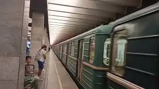 (Обкатка)Поезд Номерной(81-717)на станции Орехово (2)г.Москва
