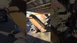 Самосвальный прицеп на минитрактор переломка 4×4.