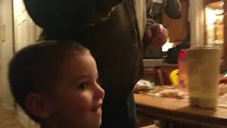 Feeding a mouse to the arowana