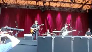 Tegan and Sara - Living Room