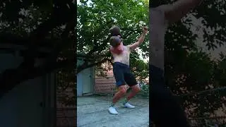 Швунг двух гирь одной рукой. 16кг и 24кг
