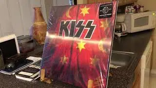 KISS lenticular Vinyl album cover