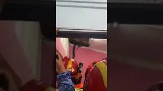 watch till the end /snake in the roof everybody should see this