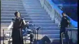 Matia Bazar con Silvia Mezzanotte - Escalofrío cálido (2000)