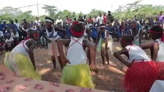 Sierra Leone kids dancing