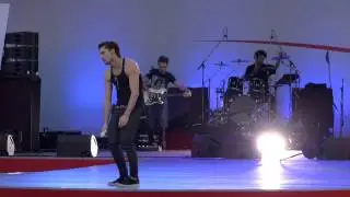 Дима Билан. Ты должна рядом быть. Так, так, так не бывает...