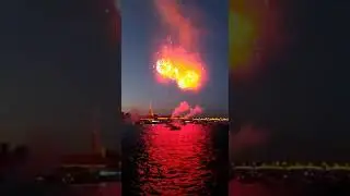 Салют в День ВМФ в СПБ.