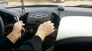 снятие ГУ Chevrolet Cruze 2013