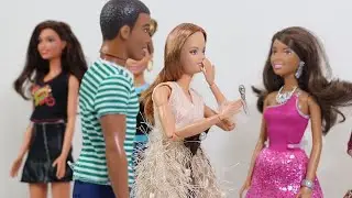Pop the Balloon or Find Love | Doll Stop Motion Parody Ep 1