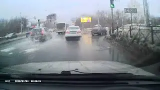 Сход снега на авто