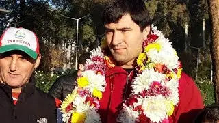 Темур Раҳимов бо медали тилло ба Ватан баргашт
