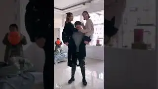 lift 2 girls up