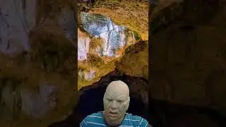 Псих похитил тебя и пытает плохими шутками 