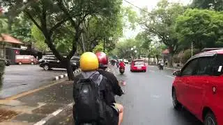 Motovlog abis ujan di Jl Riau Bandung