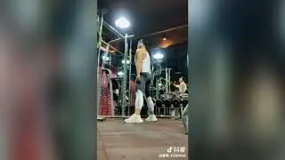 Chinese Gay Gym Muscle Handsome Man