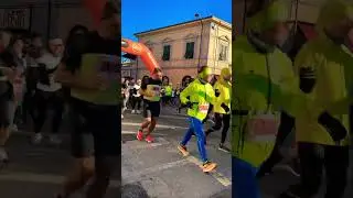 🏃‍♀️🏃‍♀️Maratona di PISA: per chi si prepara al Natale🤣🌲