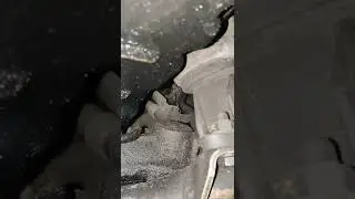 Removing the steering rack on a BMW E39 M57