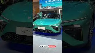 Neta S buka pintunya keatas