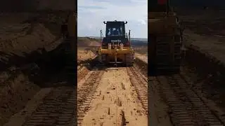 Работаем на «автомате» в любое время года. Проверено! #chcnav #геодезия #бульдозер  #экскаватор