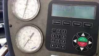 Automobile Air Conditioning Evacuate And Recharge Service