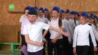 Смотр строевой песни. Школа №13