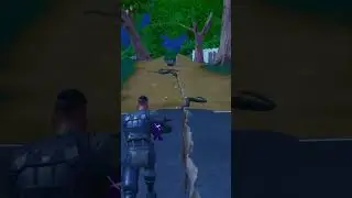 THE FORTNITE ISLAND IS CRACKING #shorts