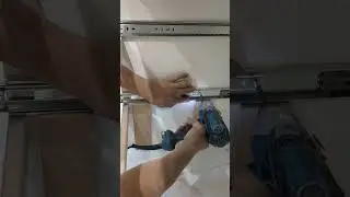 Useful tips!  Install slide rails Workman0729 #wood #diy #tools #woodworking #construction #shorts