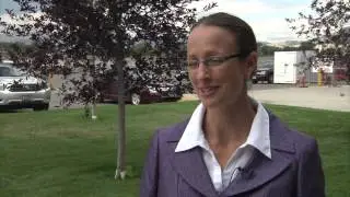Amanda Curtis (D) Wins US Senate nomination