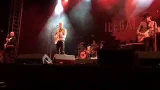 África paga - Ilegales