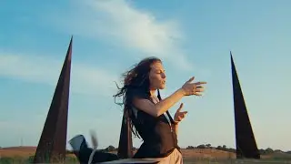 Guinevere - Unravel [OFFICIAL VIDEO]