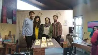 cámara rápida del proceso de creación de Marcos del equipo @une.visuales