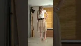 The goddess detects the hardness of floor tiles