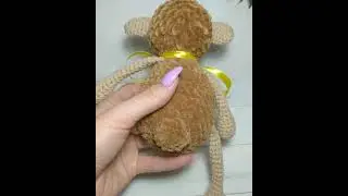 Овечка из плюшевой пряжи